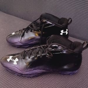 UNDERARMOUR SOCCER CLEATS SIZE 12M BLACK AND BLUE WITH MAN MADE MATERIALS